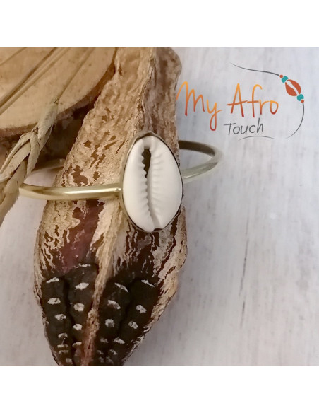 Bracelet jonc en bronze avec cauri