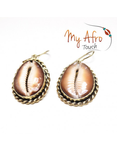 Boucles d'oreilles pendantes cauri marron - Collection Fusion'elle