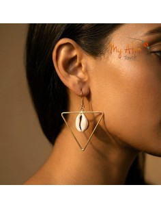 Boucles triangle en bronze et cauri – Aaru | My Afro Touch 2