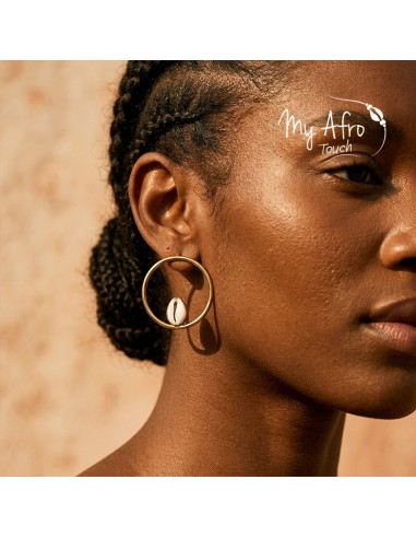 Boucles d’oreilles créoles en bronze et cauri – Kemi | My Afro Touch